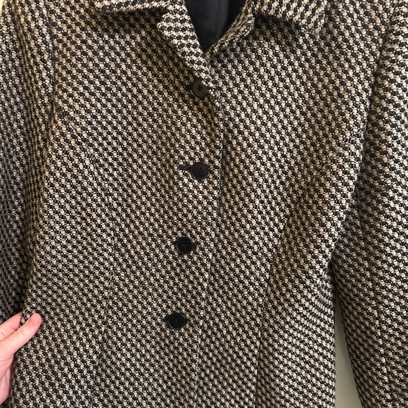 Ann Taylor business blazer 🖤 - Picture 4 of 6